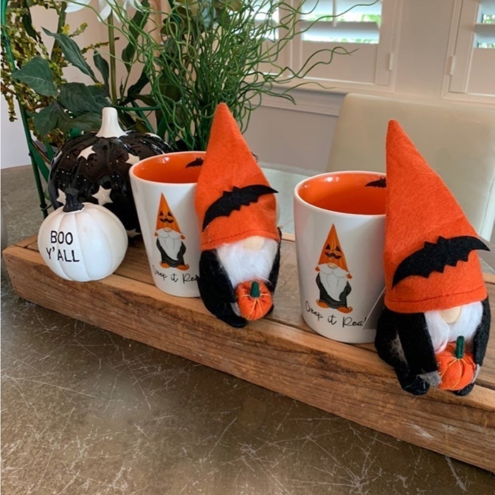 Prima Design "Creepin it Real" HALLOWEEN CERAMIC Gnome Mugs